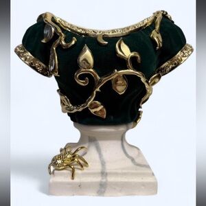 Bath & Body Works Green and Gold Decorative Piece